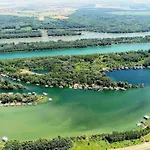 Hausboat Vlnka 公寓 布拉迪斯拉发