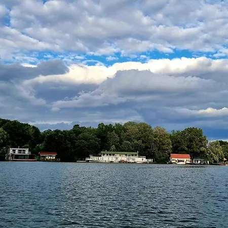 Apartamento Hausboat Vlnka