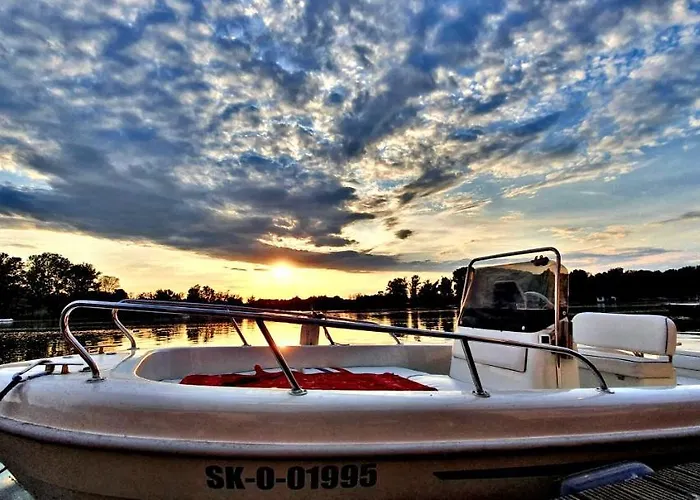 Hausboat Vlnka Daire Bratislava