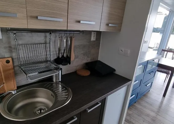 Hausboat Vlnka Bratislava