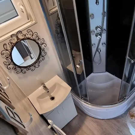 Hausboat Vlnka Апартаменти